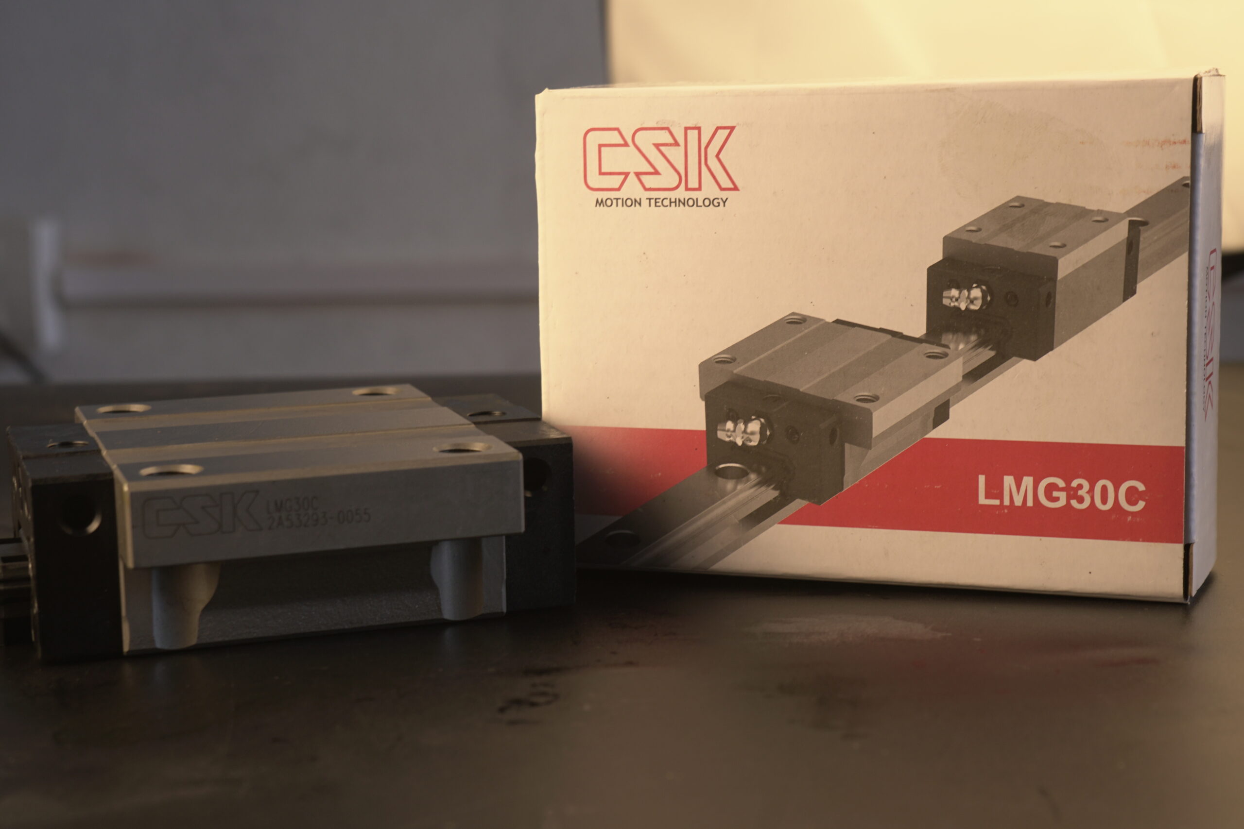 Con trượt LMG30C 1 DSC03825 scaled