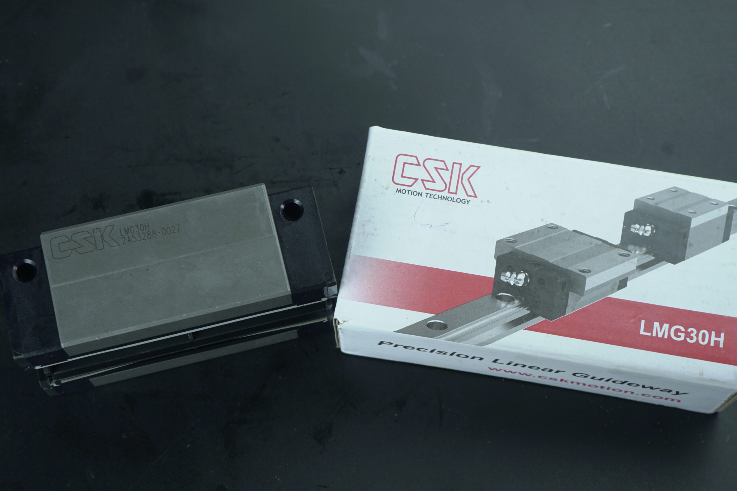 Con trượt LMG30H 1 DSC03868 scaled